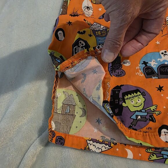 Halloween Dickies Womens Scrub Top XL Pumpkin Frankenstein Ghost Haunted House - Picture 4 of 15